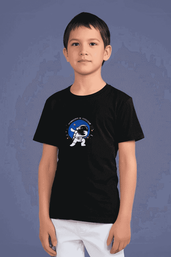 Boys Black Round Neck Half Sleeve Astronaut T-shirt - Drapelet