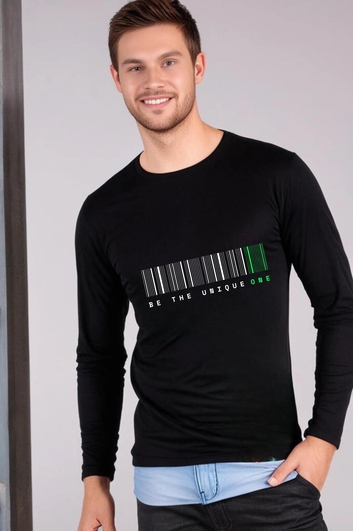 Men's Be Unique Round Neck Black Full Sleeve T-shirt
