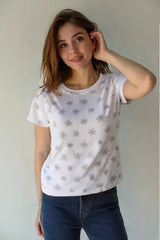 Women's Minimalist Daisy Pattern Half Sleeve T-shirt